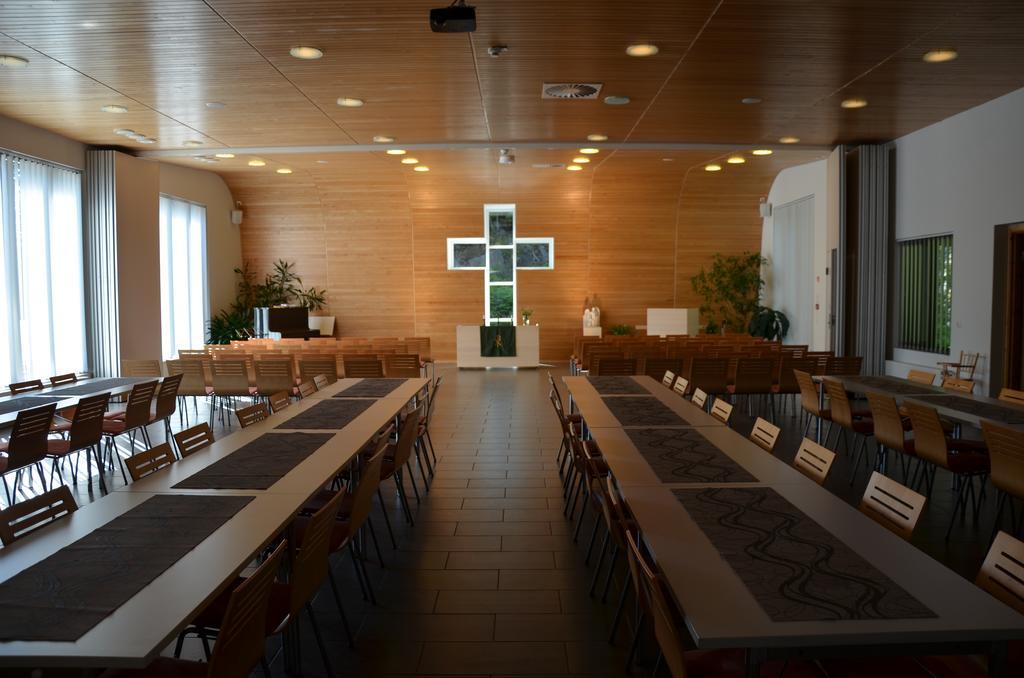 Pappilanniemi Course Centre Hotel Lempaala Exterior photo